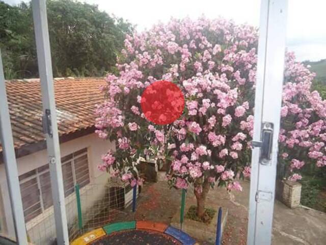 Casa para Venda em São Roque - 2